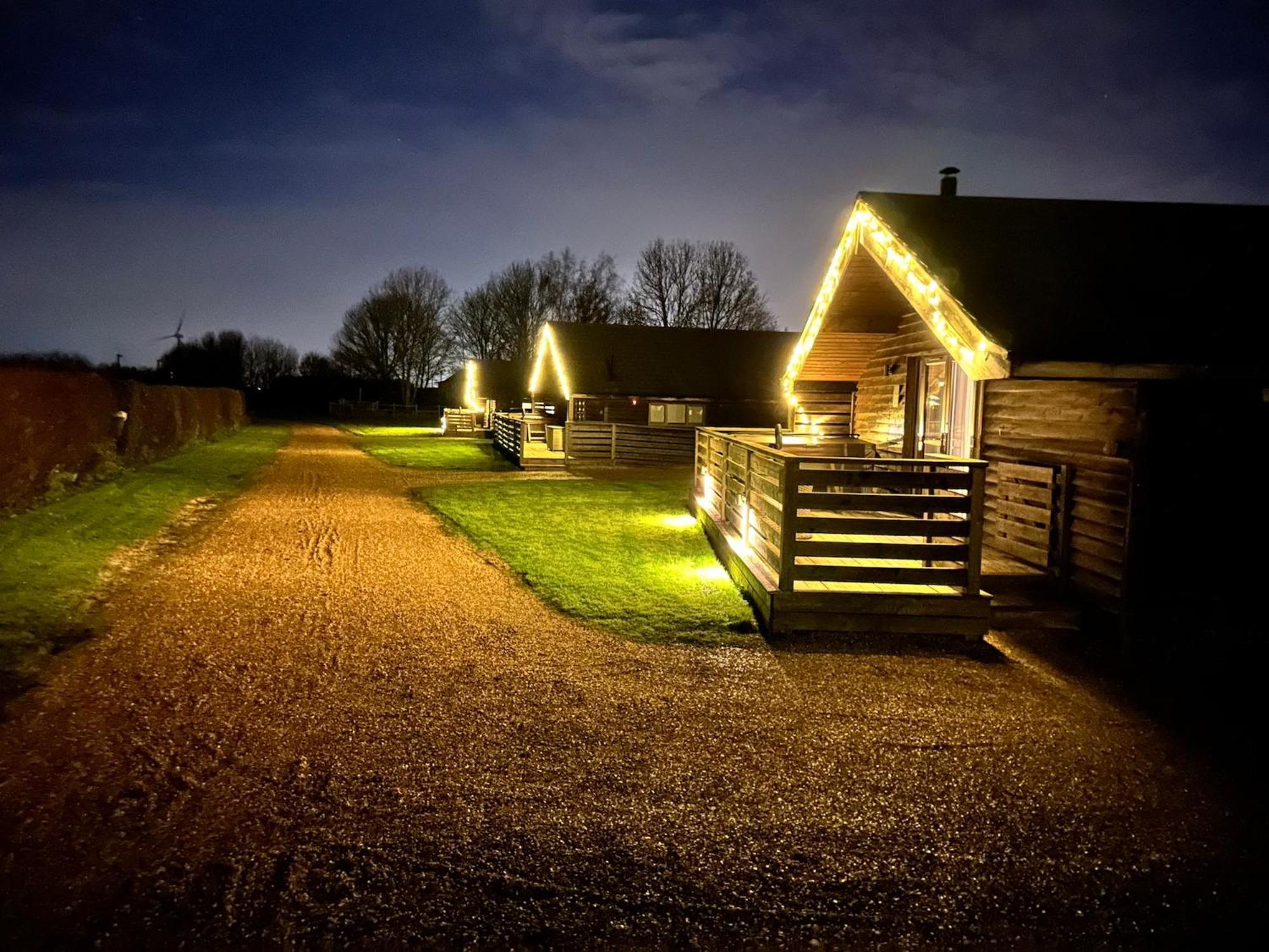 Fields End Lodges Doddington  Экстерьер фото