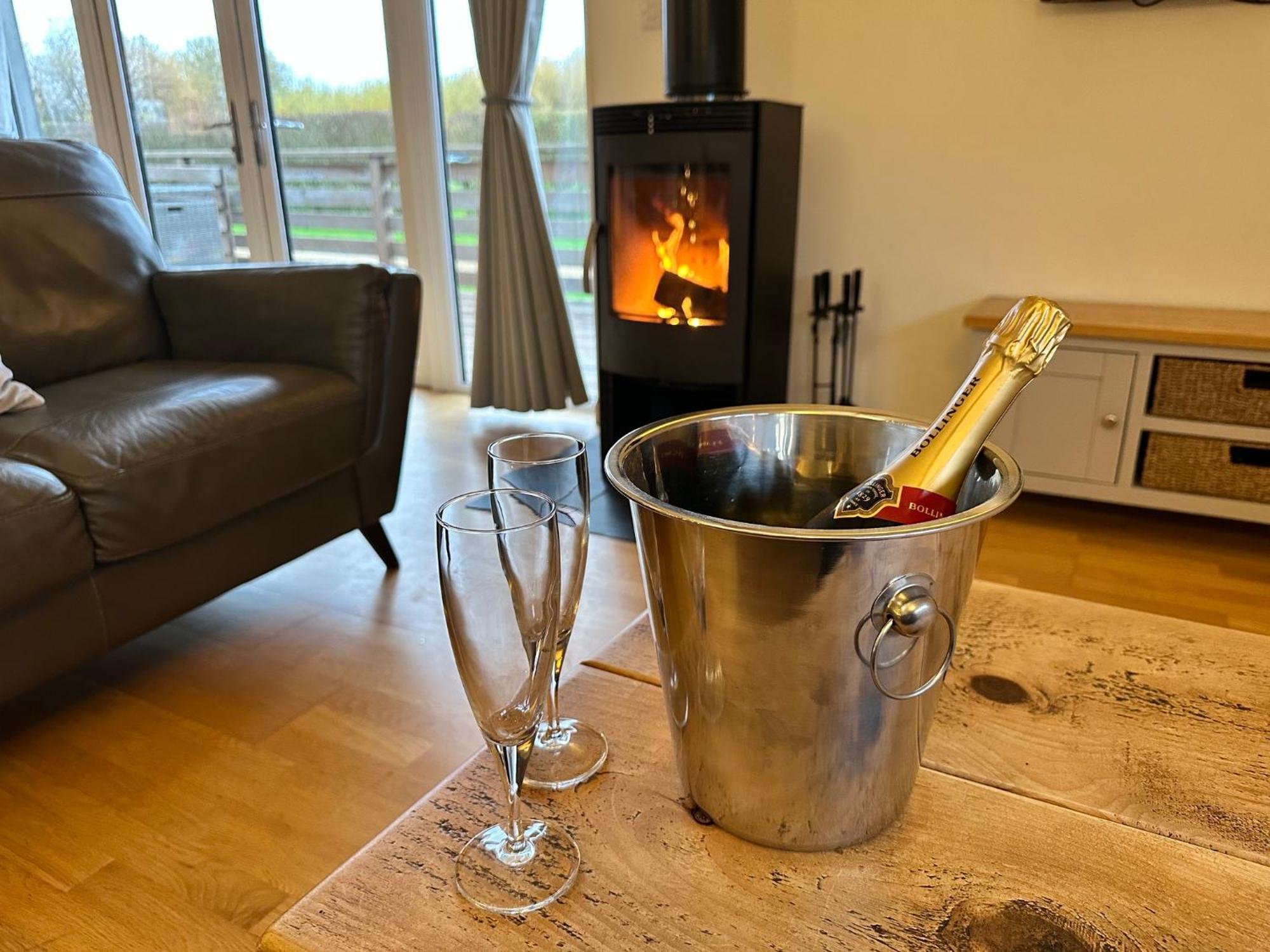 Fields End Lodges Doddington  Экстерьер фото