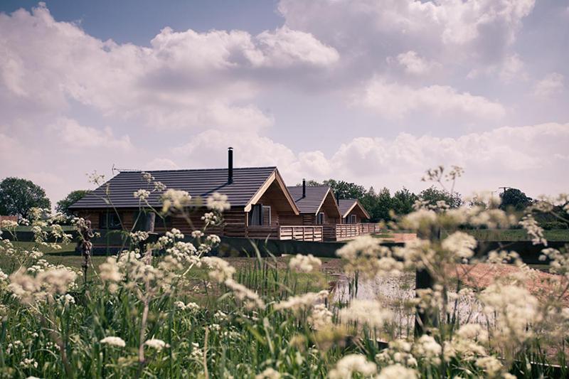 Fields End Lodges Doddington  Экстерьер фото