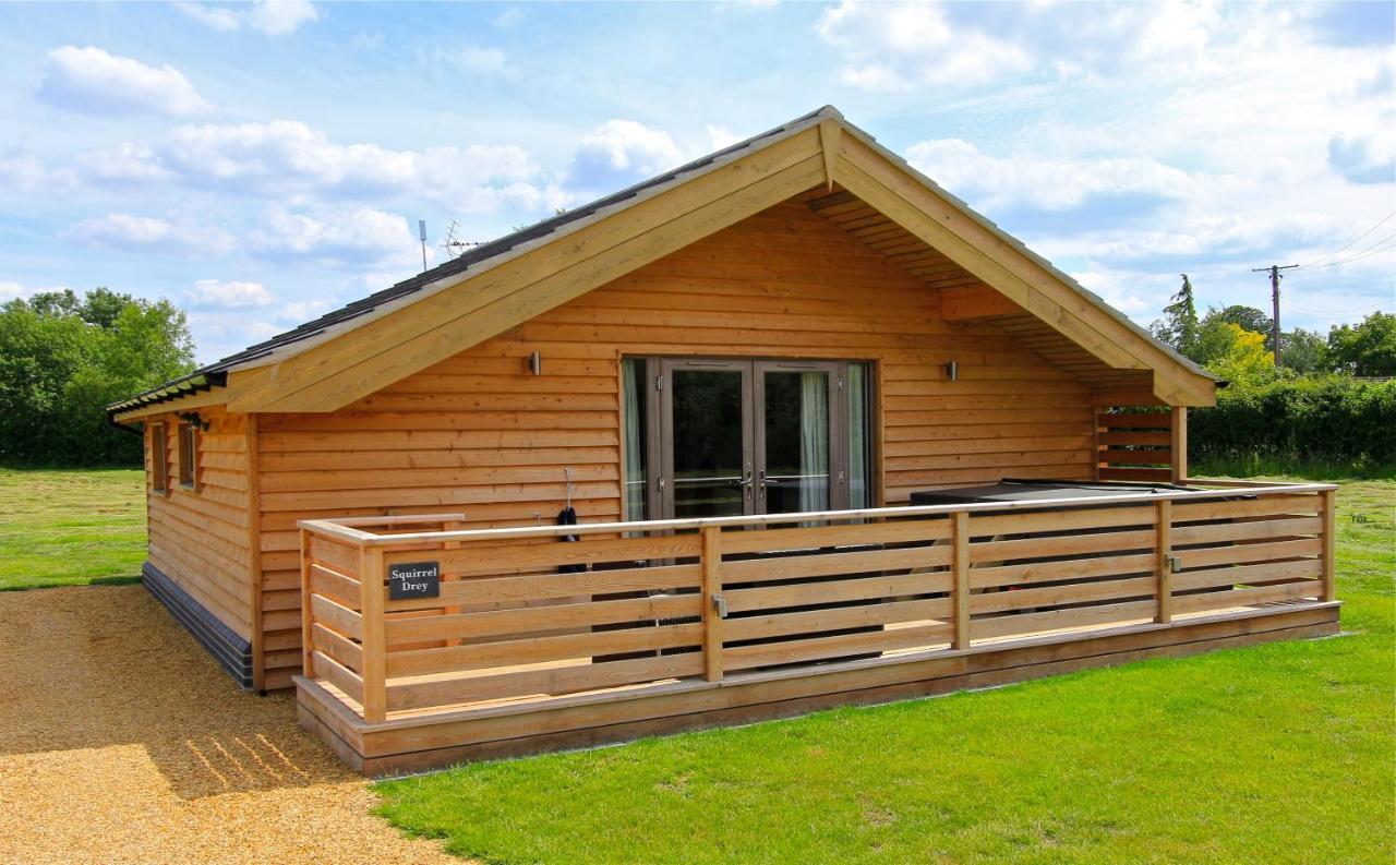 Fields End Lodges Doddington  Экстерьер фото