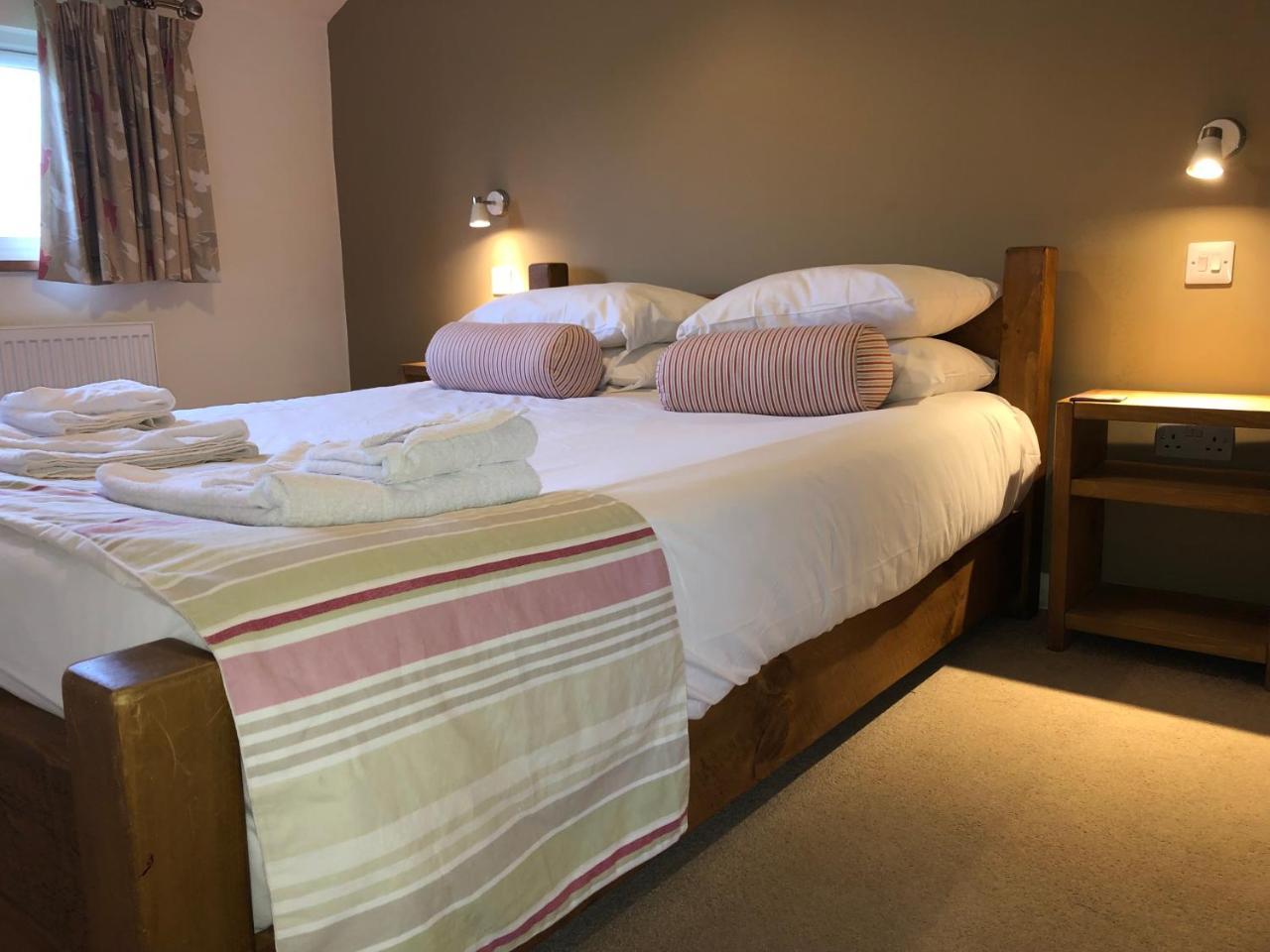 Fields End Lodges Doddington  Экстерьер фото