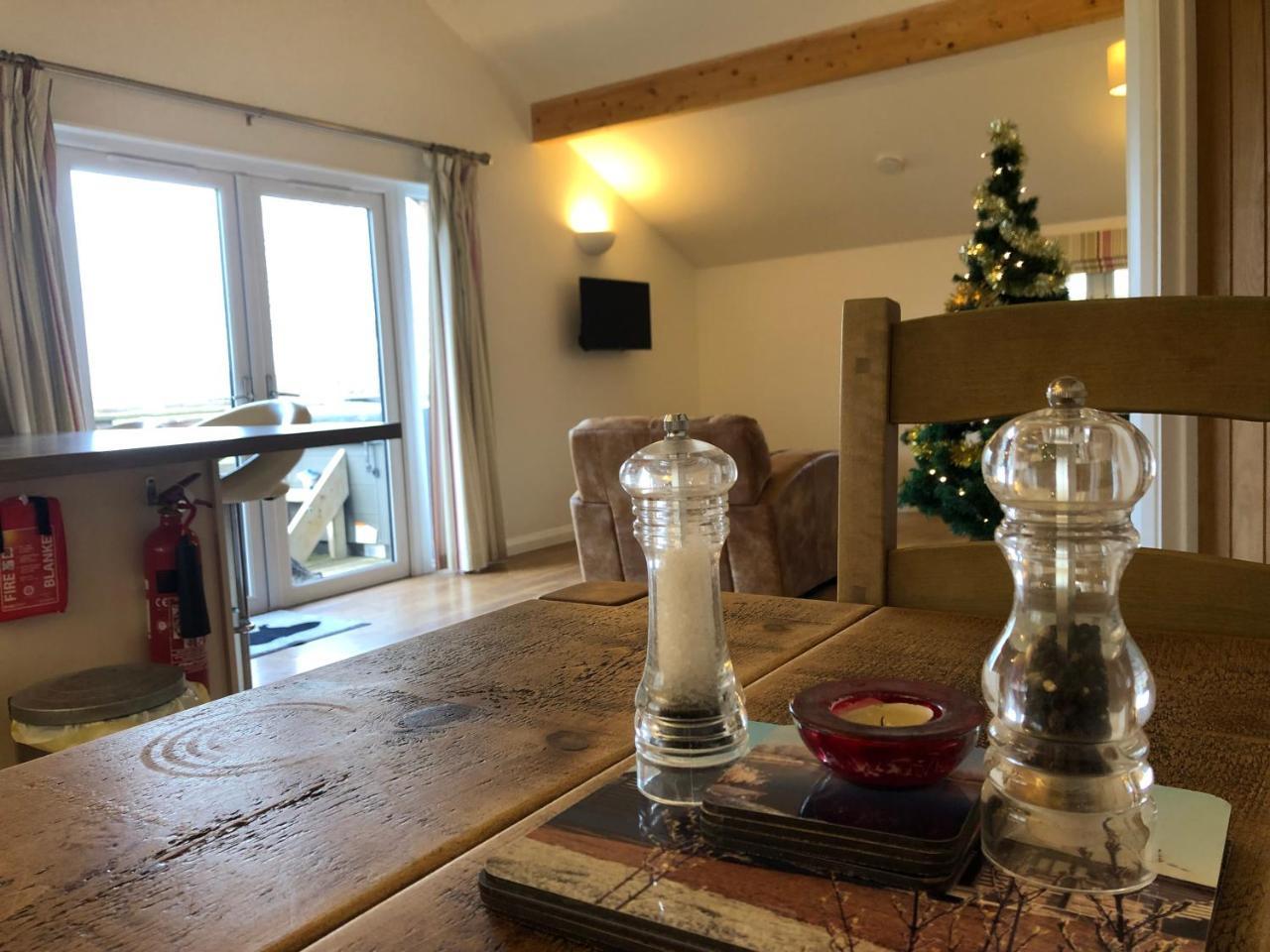 Fields End Lodges Doddington  Экстерьер фото